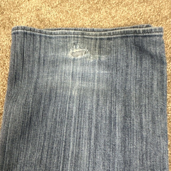 Rock & Republic Straight Leg Jeans Women's 32 Blue Whiskers Button Fly High Rise - Picture 9 of 9